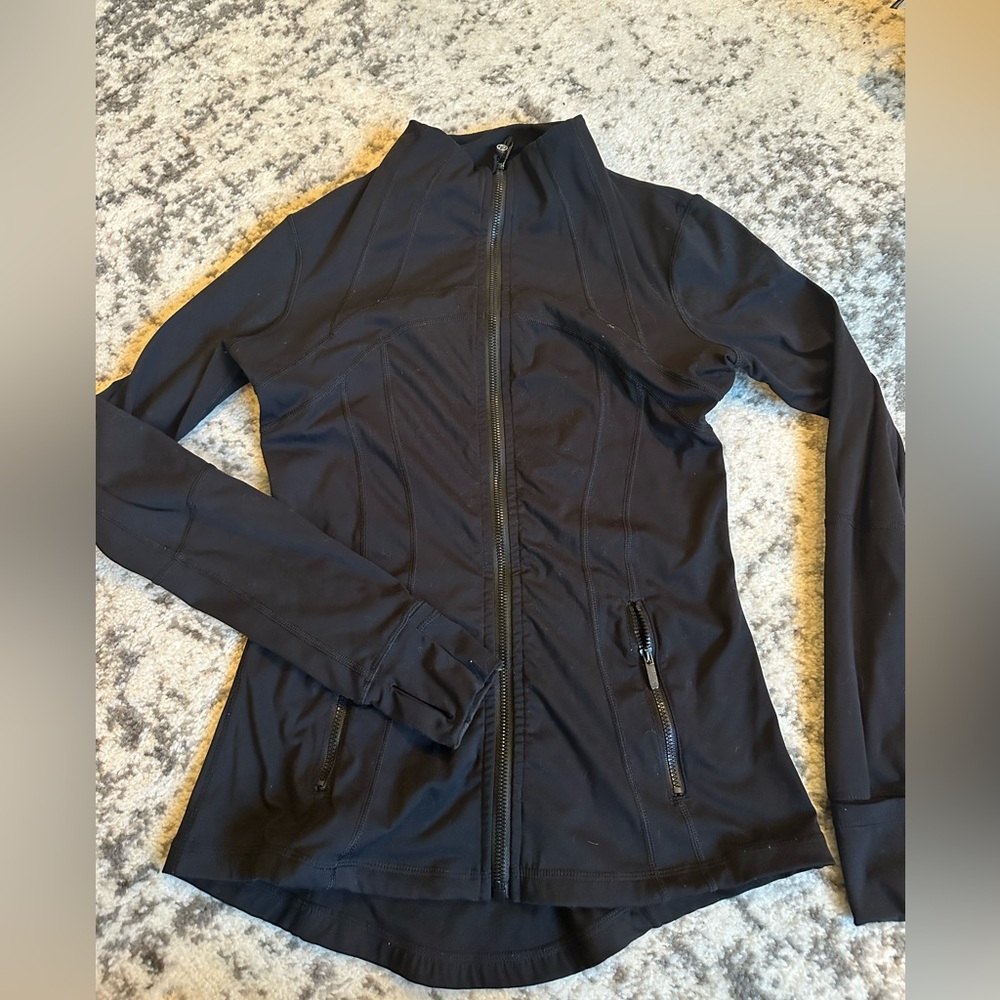 Lululemon define jacket size 6